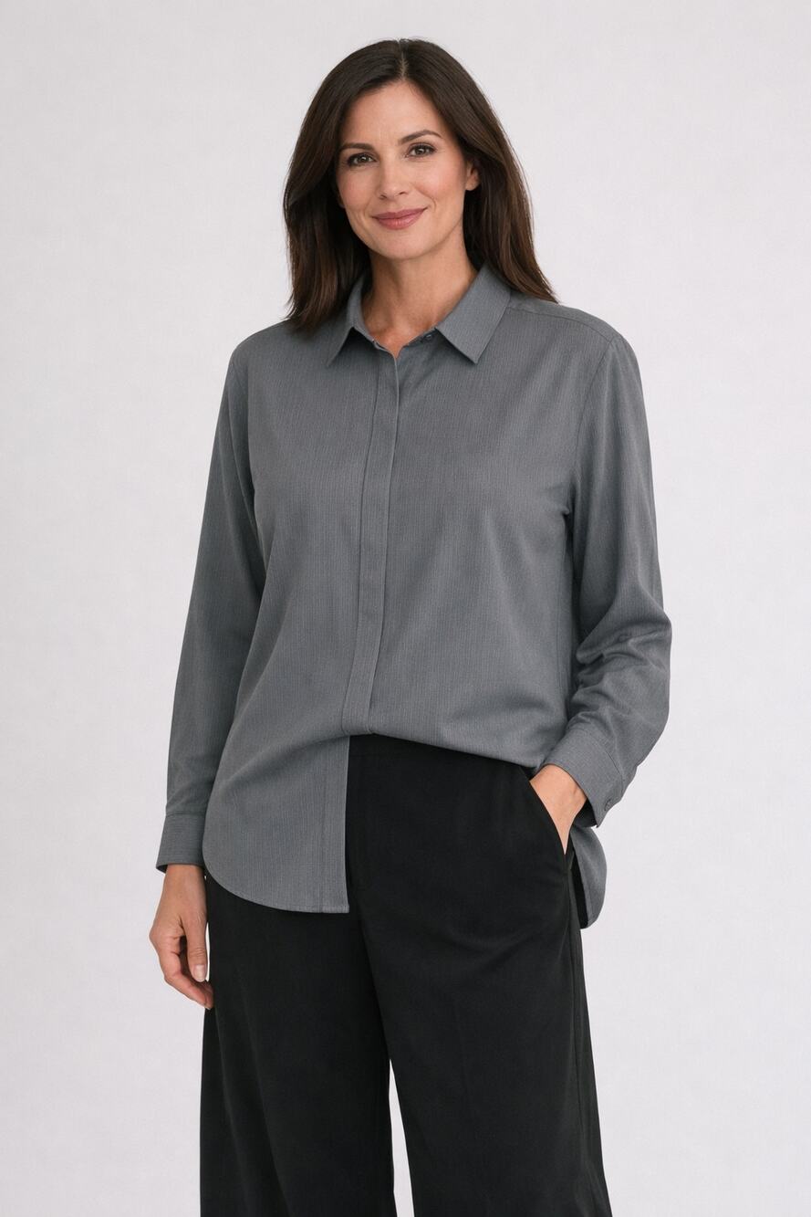 Chico’s Design Stone Gray Striped Hidden‑Placket Blouse Size 2 (US Large)